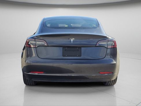 Used 2021 Tesla Model 3 Standard Range Plus image 21