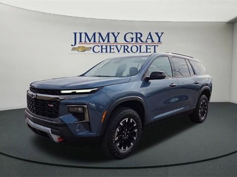 New 2026 Chevrolet Traverse Z71 w/ Driver Confidence Package image 7