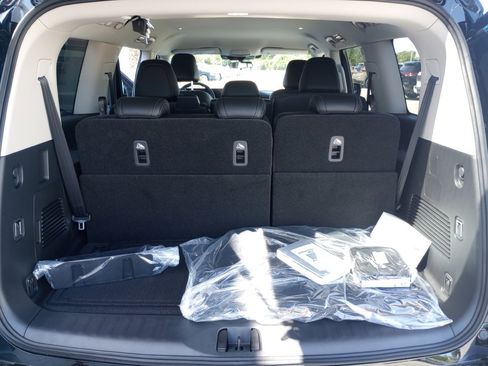 New 2026 Nissan Armada SV AWD/4WD image 15