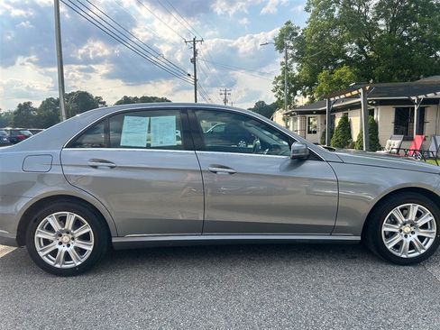Used 2014 Mercedes-Benz E 350 Sedan image 6