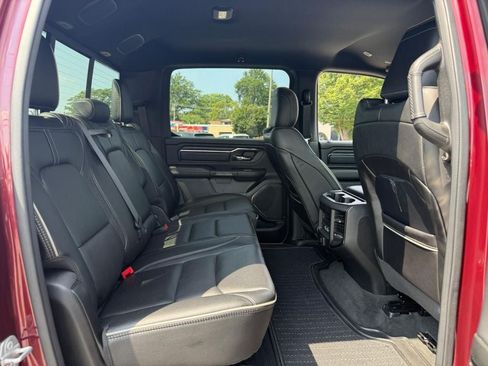 Used 2022 RAM 1500 Limited AWD/4WD image 11