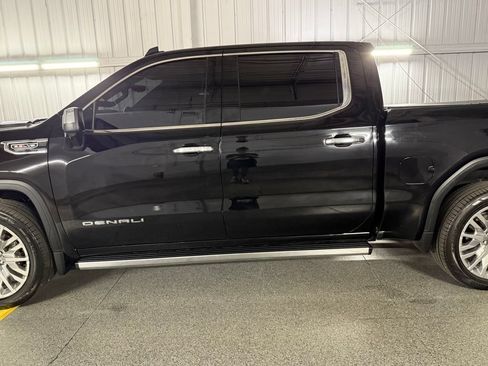 Used 2019 GMC Sierra 1500 Denali w/ Denali Ultimate Package AWD/4WD image 14