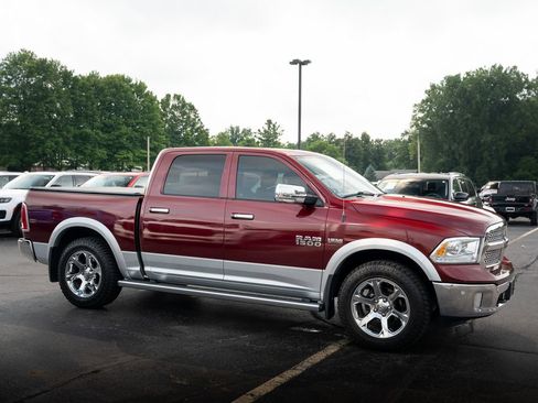 Used 2016 RAM 1500 Laramie w/ Convenience Group AWD/4WD image 5