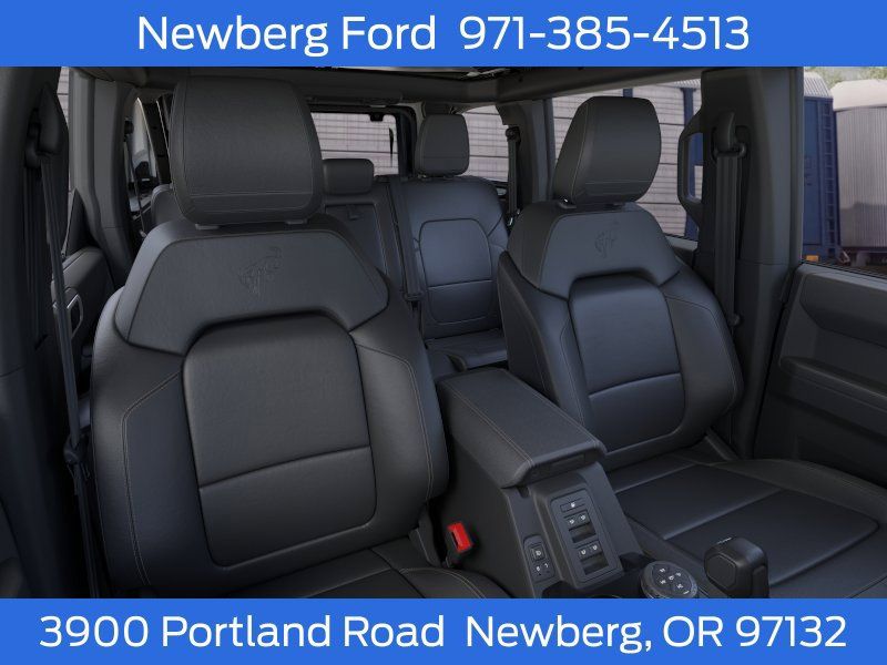 New 2026 Ford Bronco Badlands AWD/4WD image 10