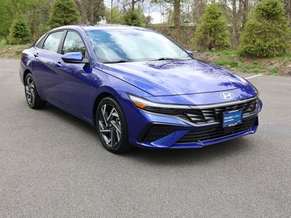 Certified 2025 Hyundai Elantra SEL