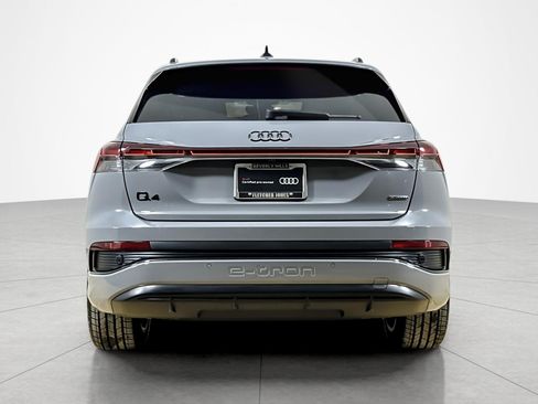 Certified 2024 Audi Q4 e-tron Prestige w/ Black Optic Package AWD/4WD image 4