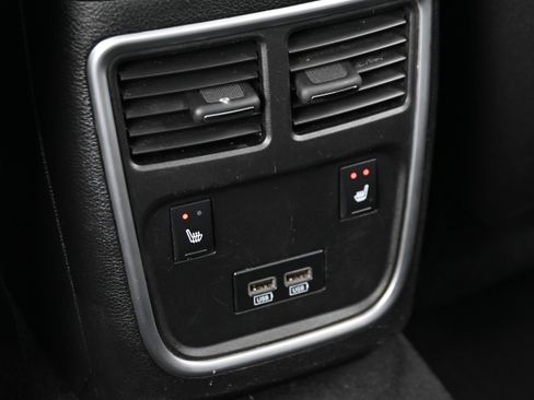 Used 2019 Dodge Charger Scat Pack w/ Plus Group RWD image 31