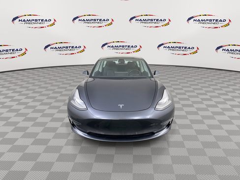 Used 2019 Tesla Model 3 Long Range image 3