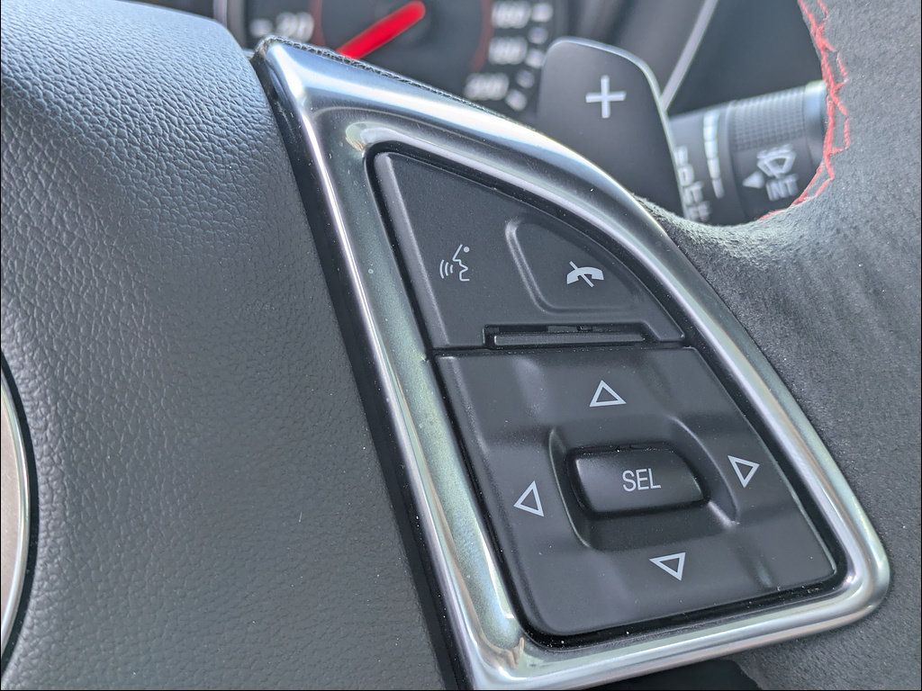 Used 2020 Chevrolet Camaro ZL1 RWD image 26