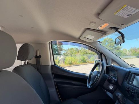 Used 2021 Nissan NV200 SV w/ Back Door Glass Package FWD image 10
