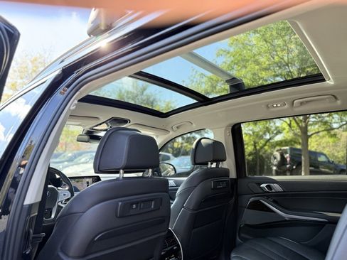 Used 2021 BMW X7 xDrive40i image 24