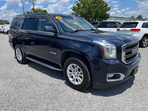 Used 2020 GMC Yukon SLT w/ Open Road Package AWD/4WD image 4