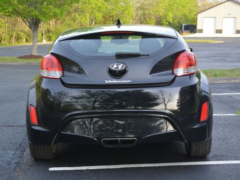 Used 2015 Hyundai Veloster w/ Option Group 02 image 6