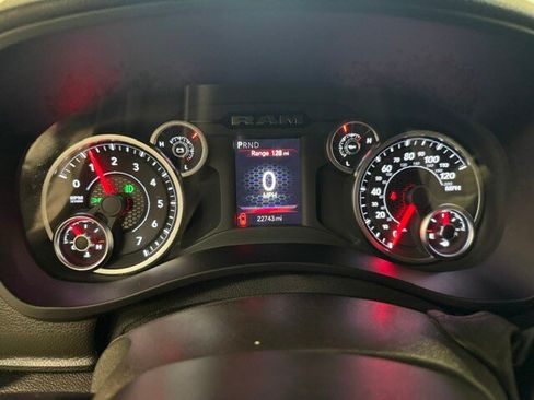 Used 2025 RAM 2500 Big Horn AWD/4WD image 47