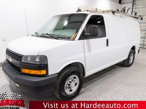 Used 2020 Chevrolet Express 2500 w/ Driver Convenience Package RWD image 2