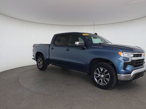 Used 2024 Chevrolet Silverado 1500 LT image 27