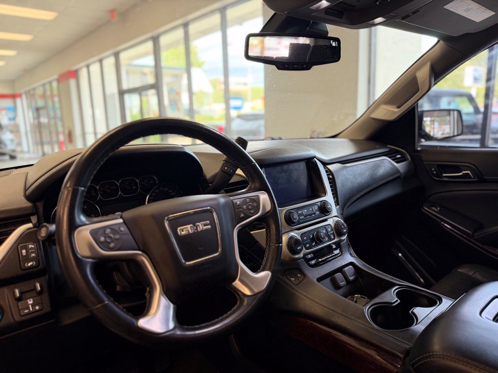 Used 2020 GMC Yukon XL SLT AWD/4WD image 9