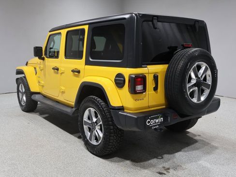 Used 2021 Jeep Wrangler Unlimited Sahara image 5
