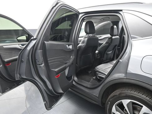 Used 2023 Ford Escape Platinum AWD/4WD image 18