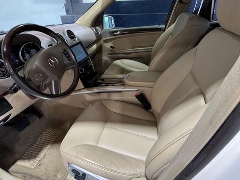 Used 2011 Mercedes-Benz GL 450 4MATIC image 8