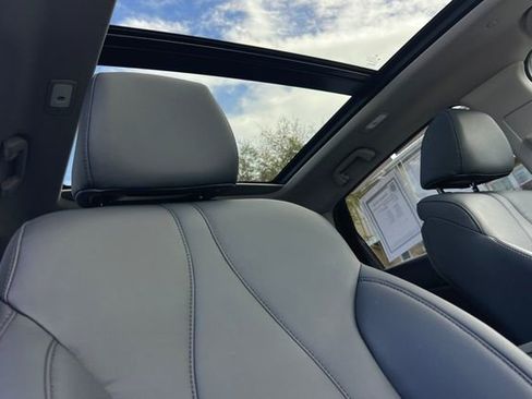 Used 2021 Acura RDX FWD image 19