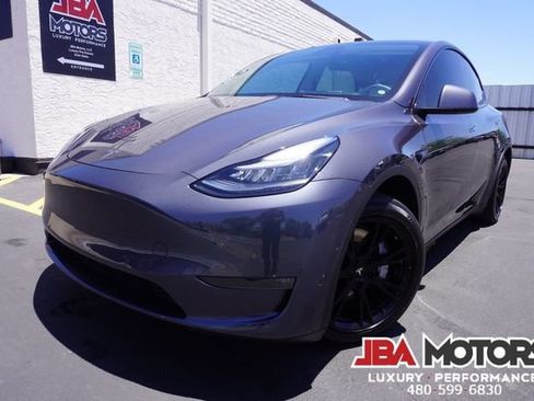Used 2021 Tesla Model Y Long Range AWD/4WD image 39