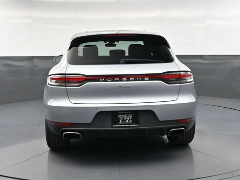 Certified 2020 Porsche Macan AWD/4WD image 7