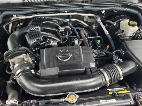 Used 2011 Nissan Xterra S image 4