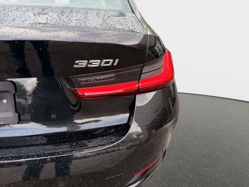 Used 2023 BMW 330i Sedan w/ Premium Package RWD image 23
