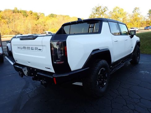 Used 2025 GMC Hummer EV 2X w/ Extreme Off-Road Package image 5