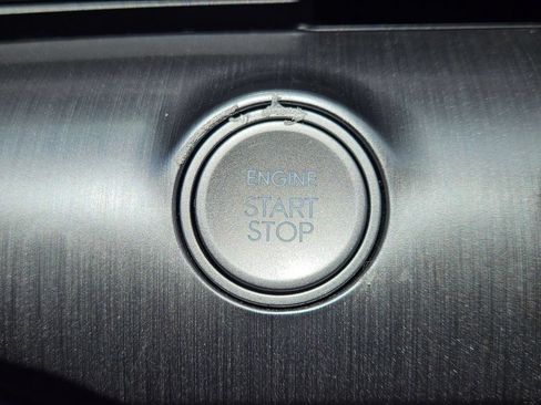 Certified 2024 Hyundai Kona SEL w/ Convenience Package FWD image 16