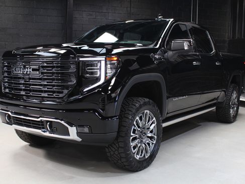 Used 2026 GMC Sierra 1500 Denali Ultimate AWD/4WD image 4