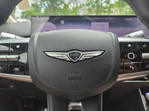 Used 2026 Genesis GV70 2.5T AWD/4WD image 23
