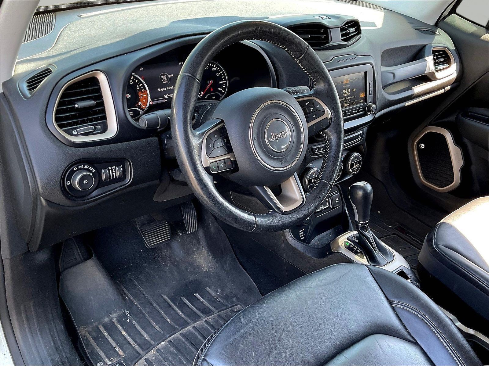 Used 2016 Jeep Renegade Limited AWD/4WD image 17