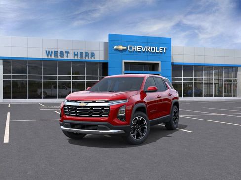 New 2026 Chevrolet Equinox LT w/ Convenience Package II AWD/4WD image 8