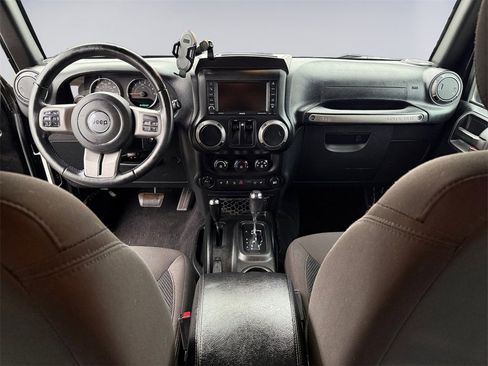 Used 2017 Jeep Wrangler Sport image 12