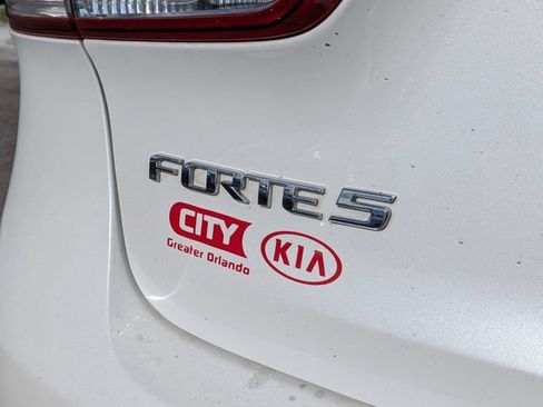 Used 2016 Kia Forte LX FWD image 13