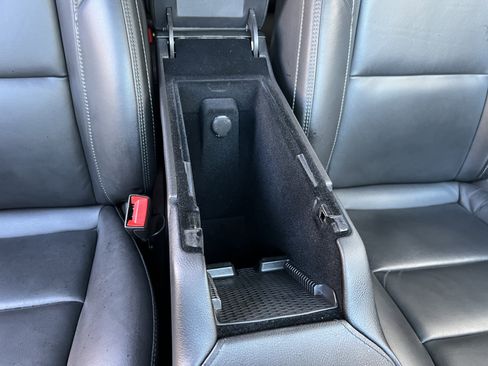 Used 2025 Cadillac XT4 Premium Luxury image 25