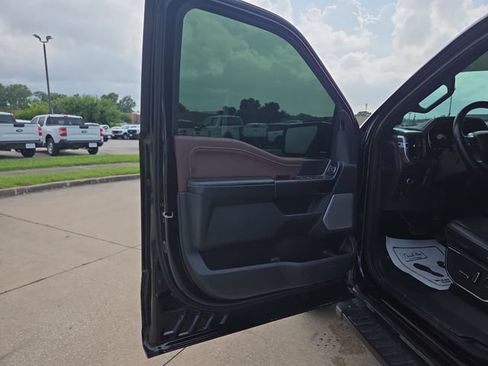 Used 2021 Ford F150 Lariat w/ Equipment Group 502A High AWD/4WD image 11