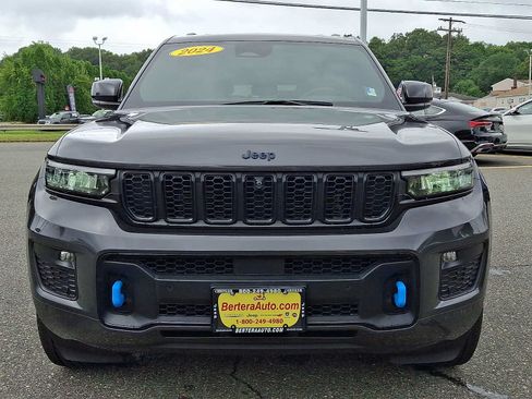 Used 2024 Jeep Grand Cherokee Limited 4xe AWD/4WD image 2