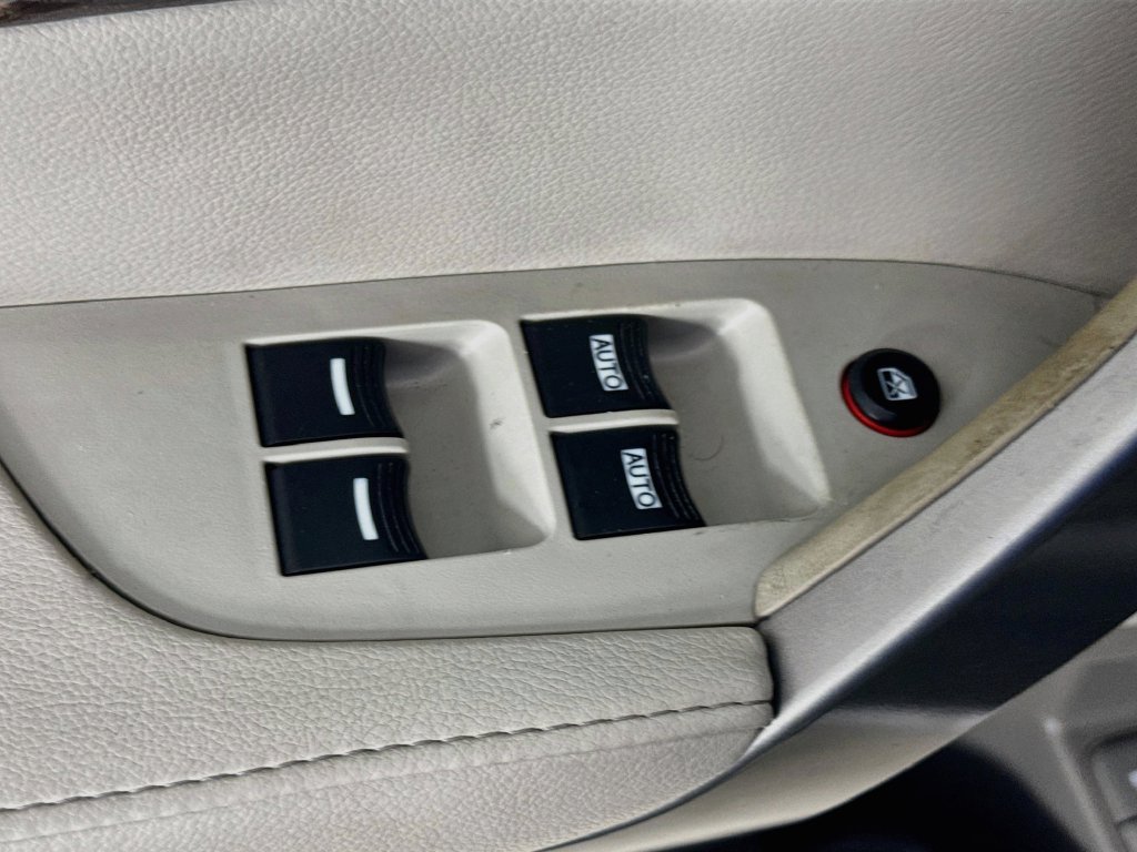 Used 2012 Acura MDX AWD/4WD image 21