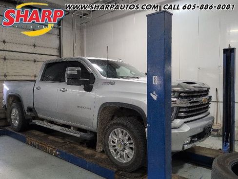 Used 2022 Chevrolet Silverado 2500 High Country w/ Technology Package AWD/4WD image 1