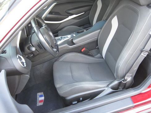 Used 2021 Chevrolet Camaro LS RWD image 12
