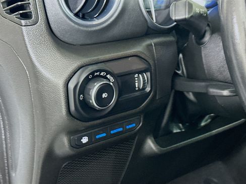 Used 2023 Jeep Wrangler Unlimited Rubicon 4xe w/ Cold Weather Group AWD/4WD image 16