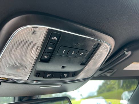 Used 2022 Dodge Charger SRT Hellcat w/ Harman/Kardon Audio Group RWD image 27