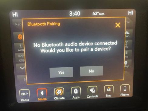 Used 2018 Jeep Wrangler Unlimited Sahara image 25