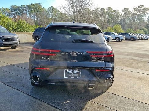 Used 2024 Genesis GV70 2.5T Sport Prestige w/ Sport Prestige Package image 23