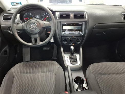 Used 2014 Volkswagen Jetta S FWD image 9