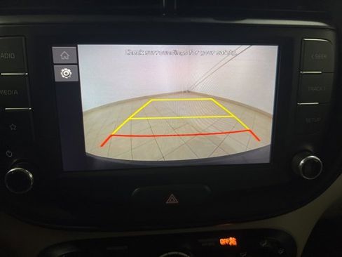 Used 2023 Kia Soul LX w/ LX Technology Package image 23