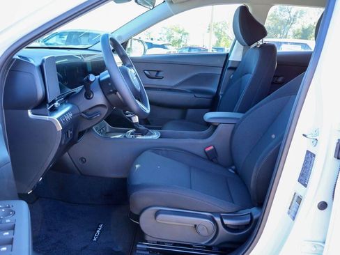 New 2026 Hyundai Kona SE image 7